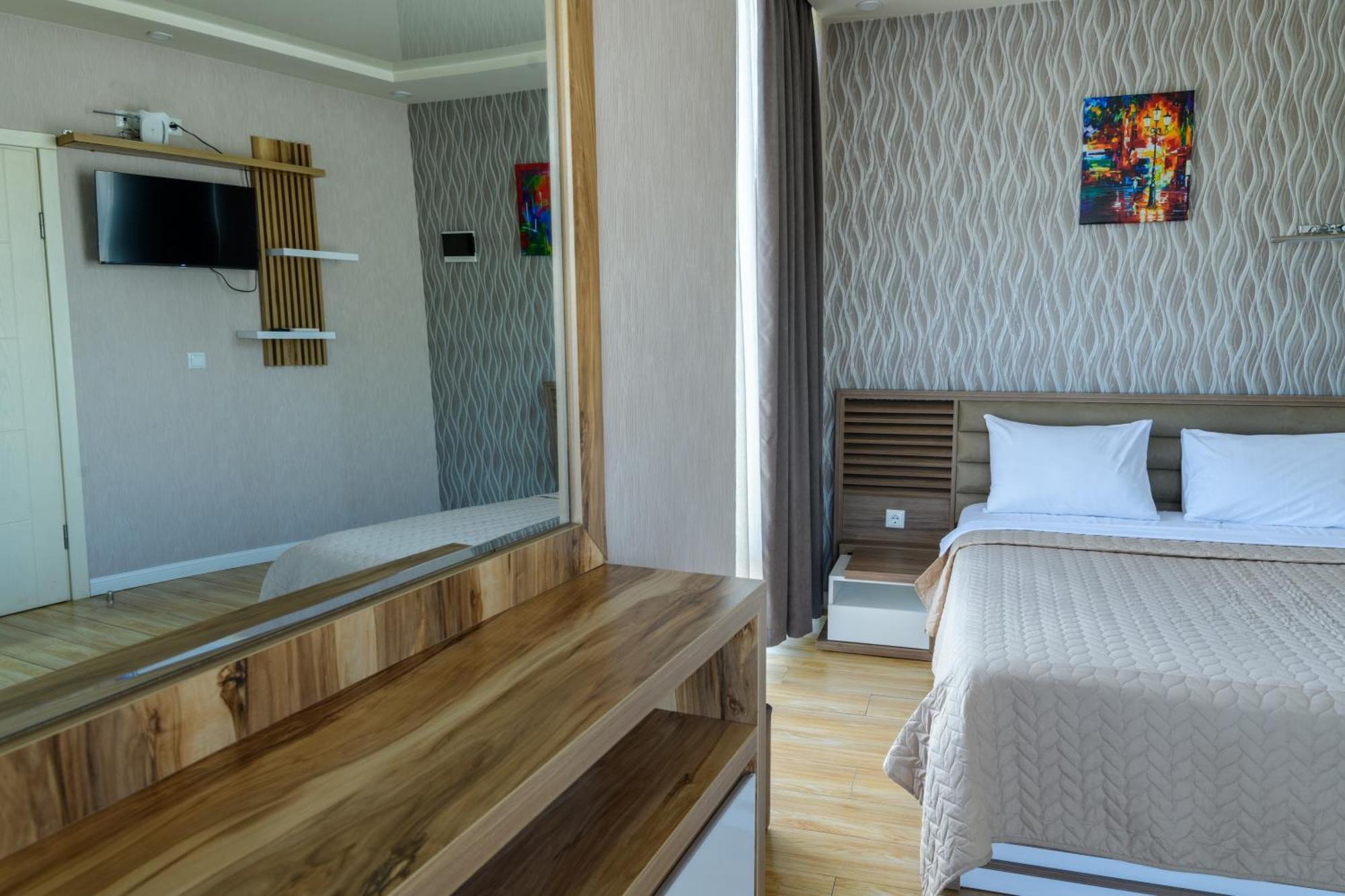 באטומי Hotel Sunny מראה חיצוני תמונה